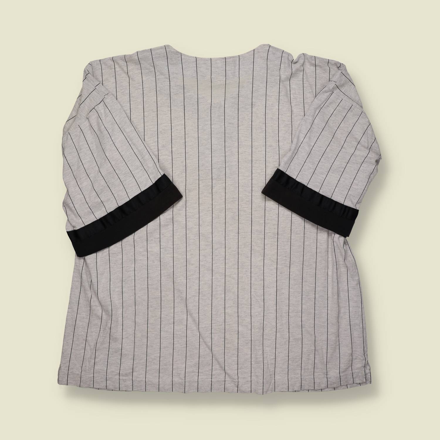 1990s | Baltimore Orioles | Pinstripe Baseball T-Shirt – Grey - XL
