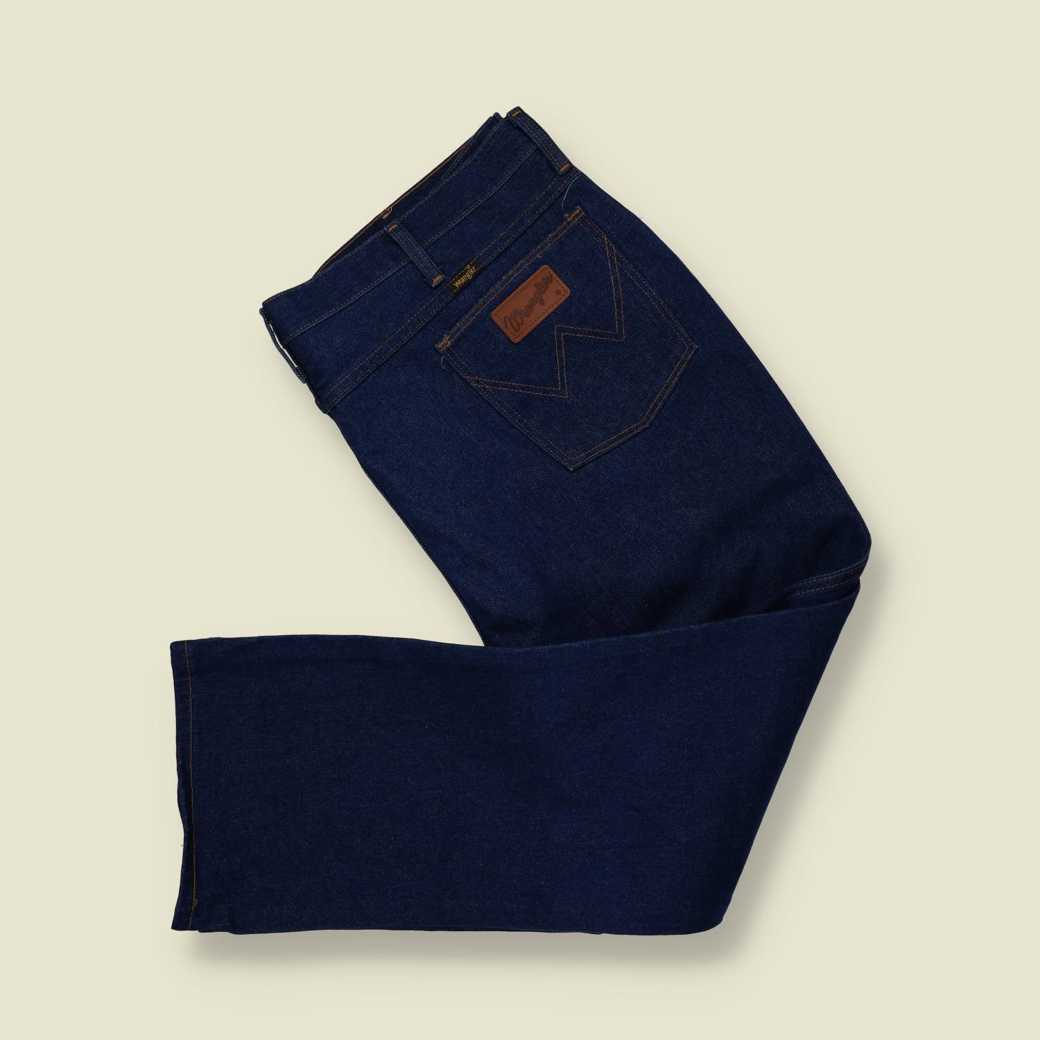 Late 1970s–1980s | Made in USA | Wrangler | Dark Indigo Denim Jeans - w44