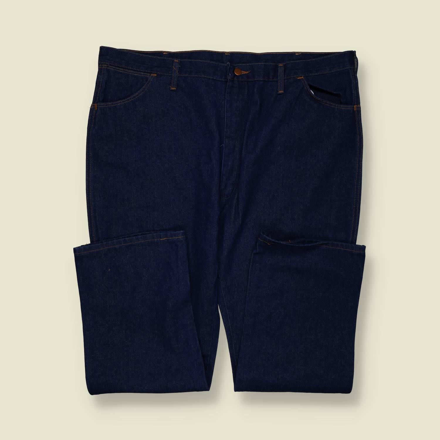 Late 1970s–1980s | Made in USA | Wrangler | Dark Indigo Denim Jeans - w44