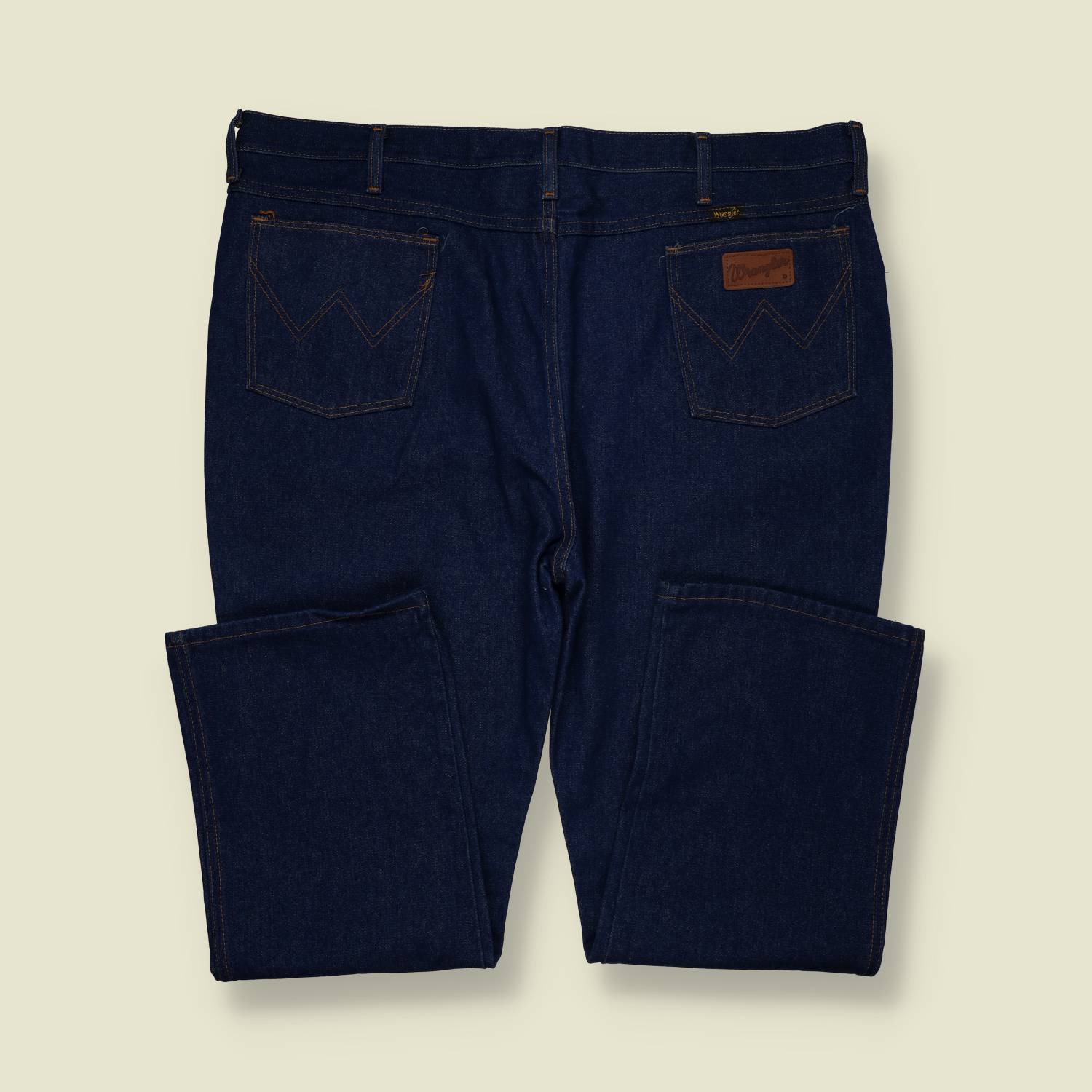 Late 1970s–1980s | Made in USA | Wrangler | Dark Indigo Denim Jeans - w44