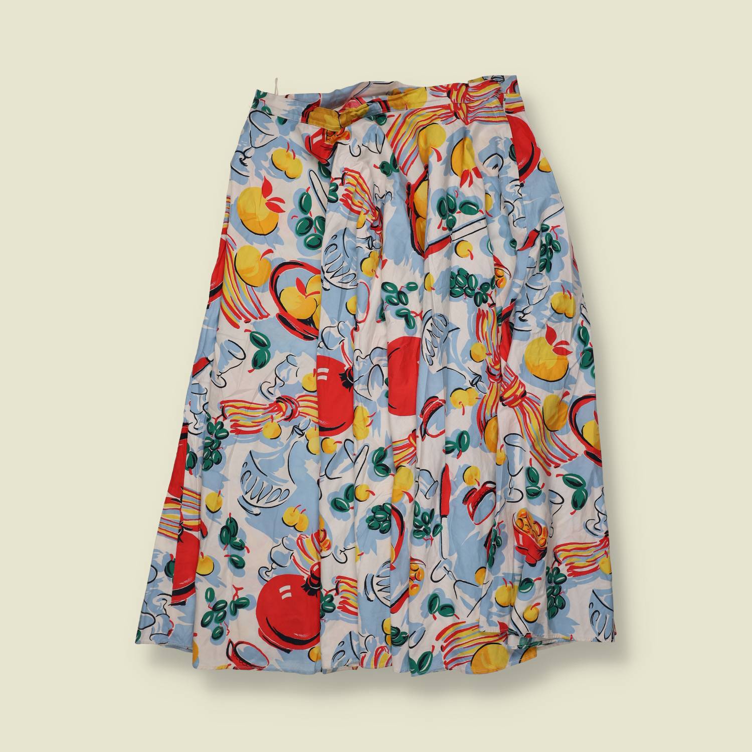 1970s | Novelty Print Circle Skirt | Pastel Market Print - w30