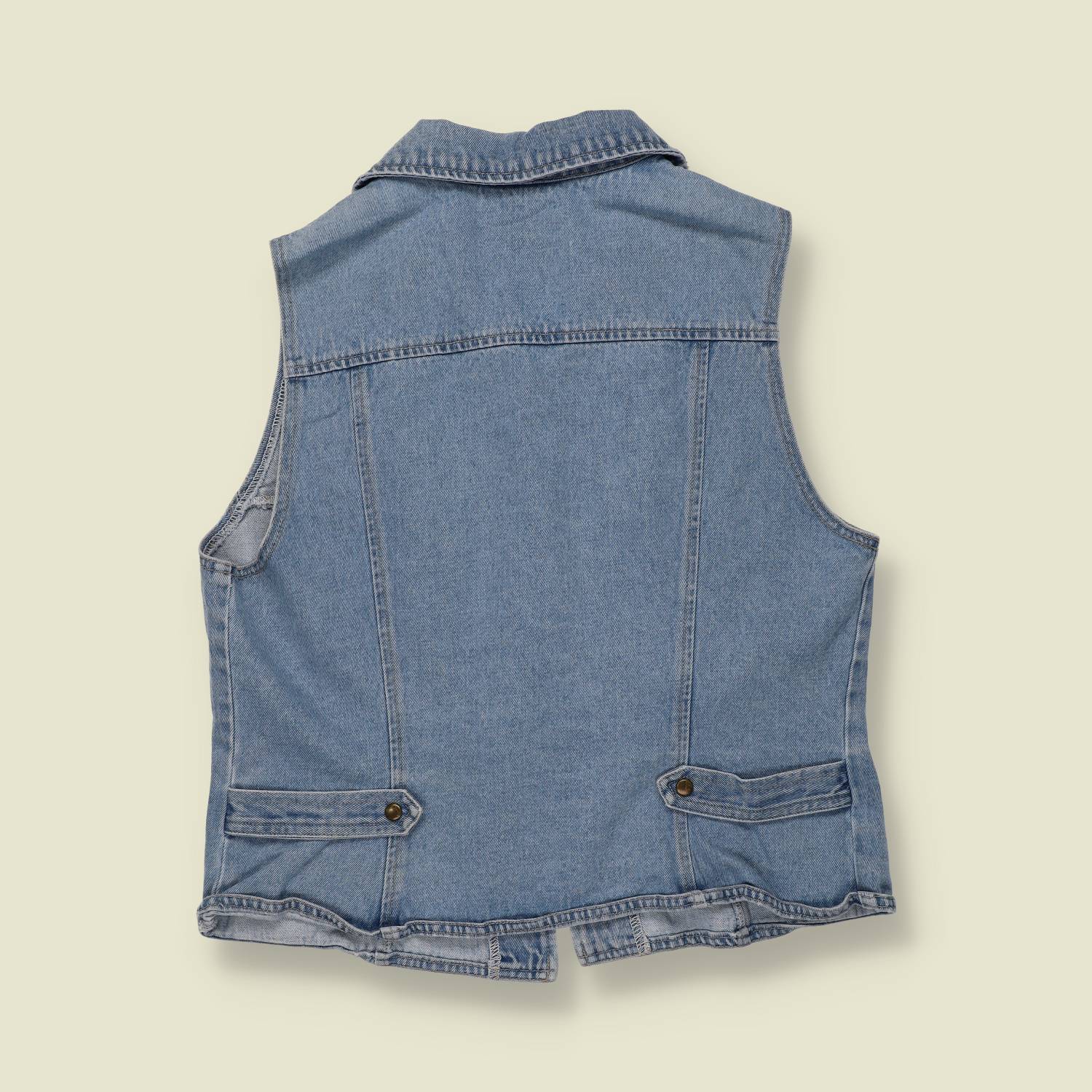 1990s | Niki-Lee Denim Waistcoat | Light Wash - 12