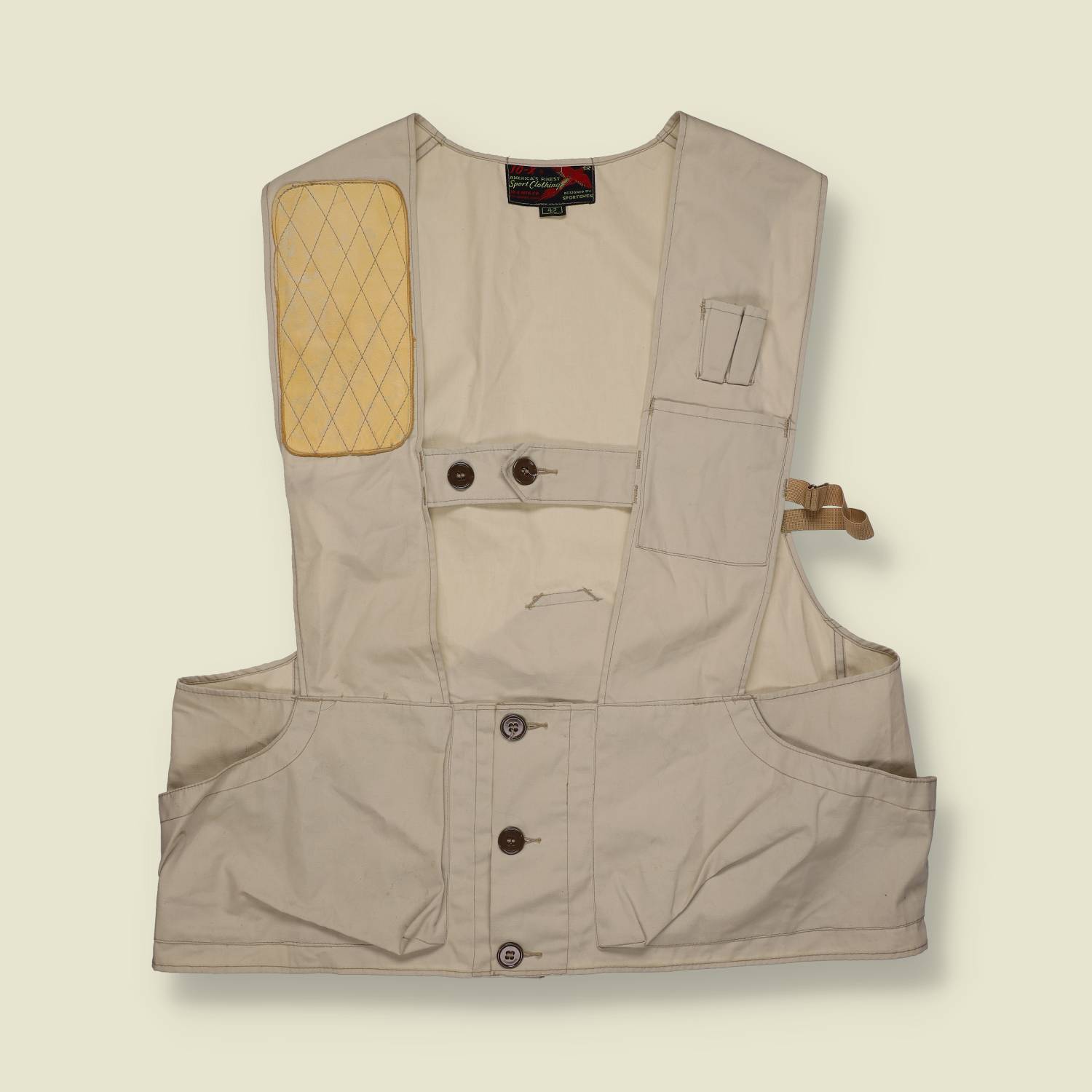 1960s | America’s Finest | Hunting / Shooting Vest – Khaki - L