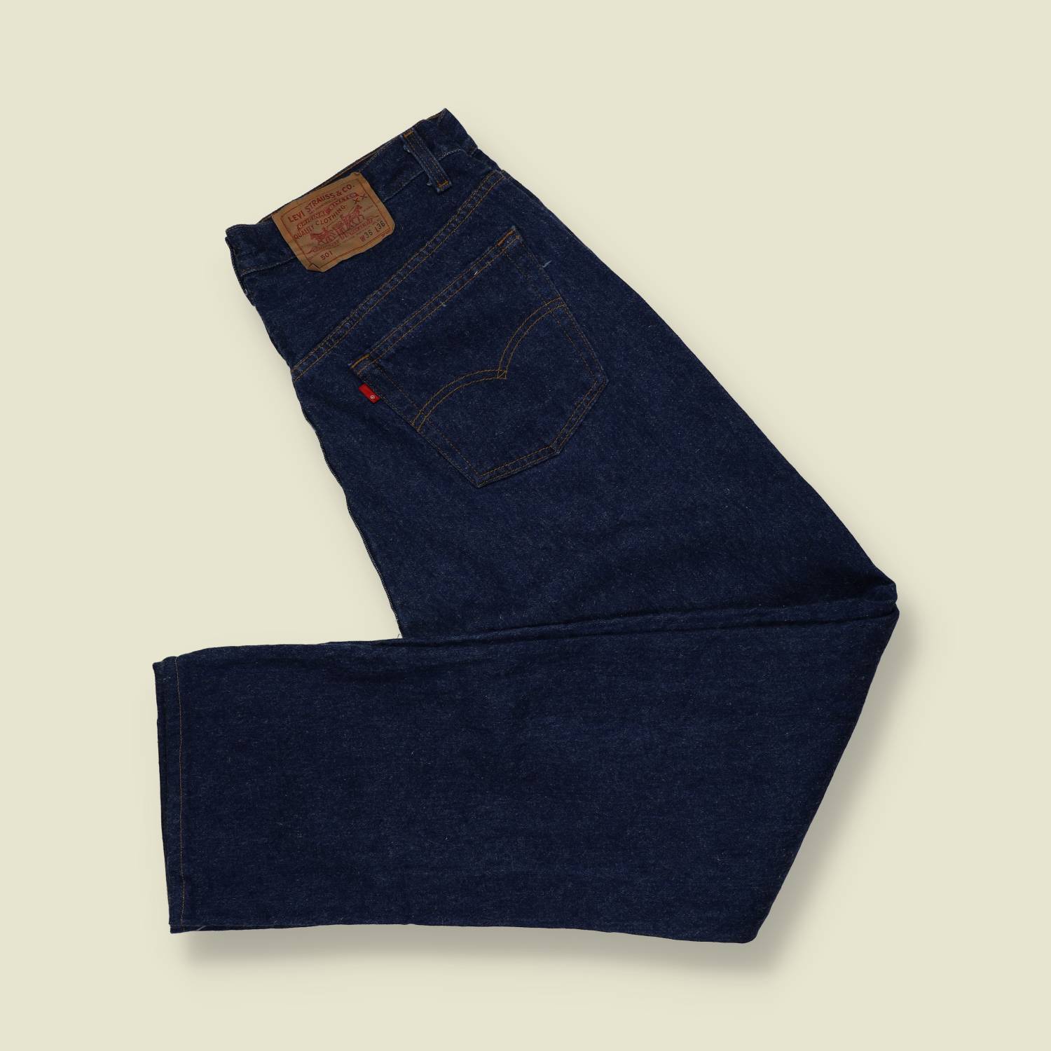 1980s–1990s | Levi’s 501 | Made in USA | Button Fly Denim Jeans – w34