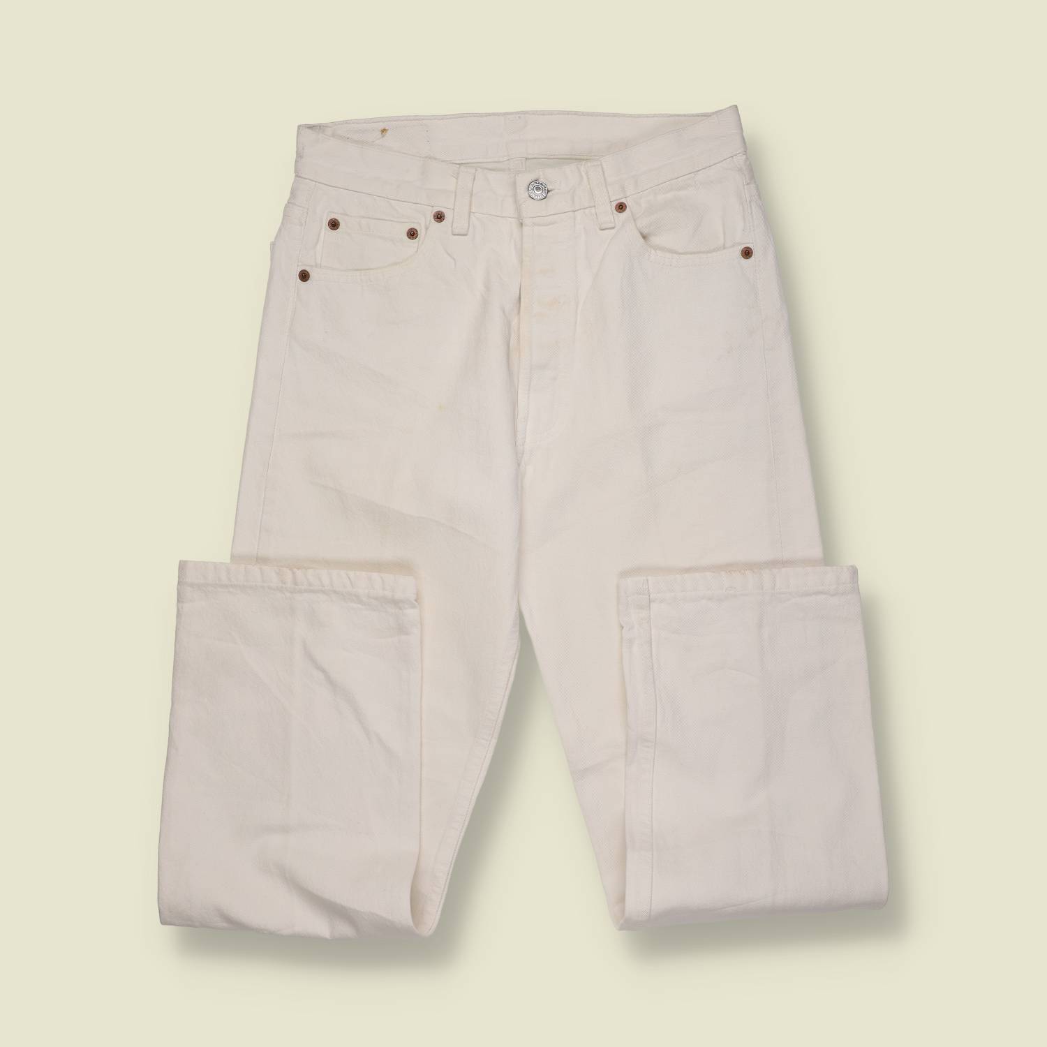 1980s–1990s | Levi’s 501 | Made in USA | White Denim – w28