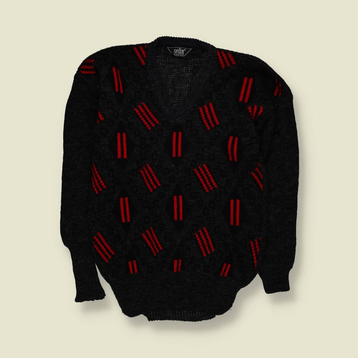 1980s | Selin Geometric Pattern Knit Jumper | Black & Red - XS