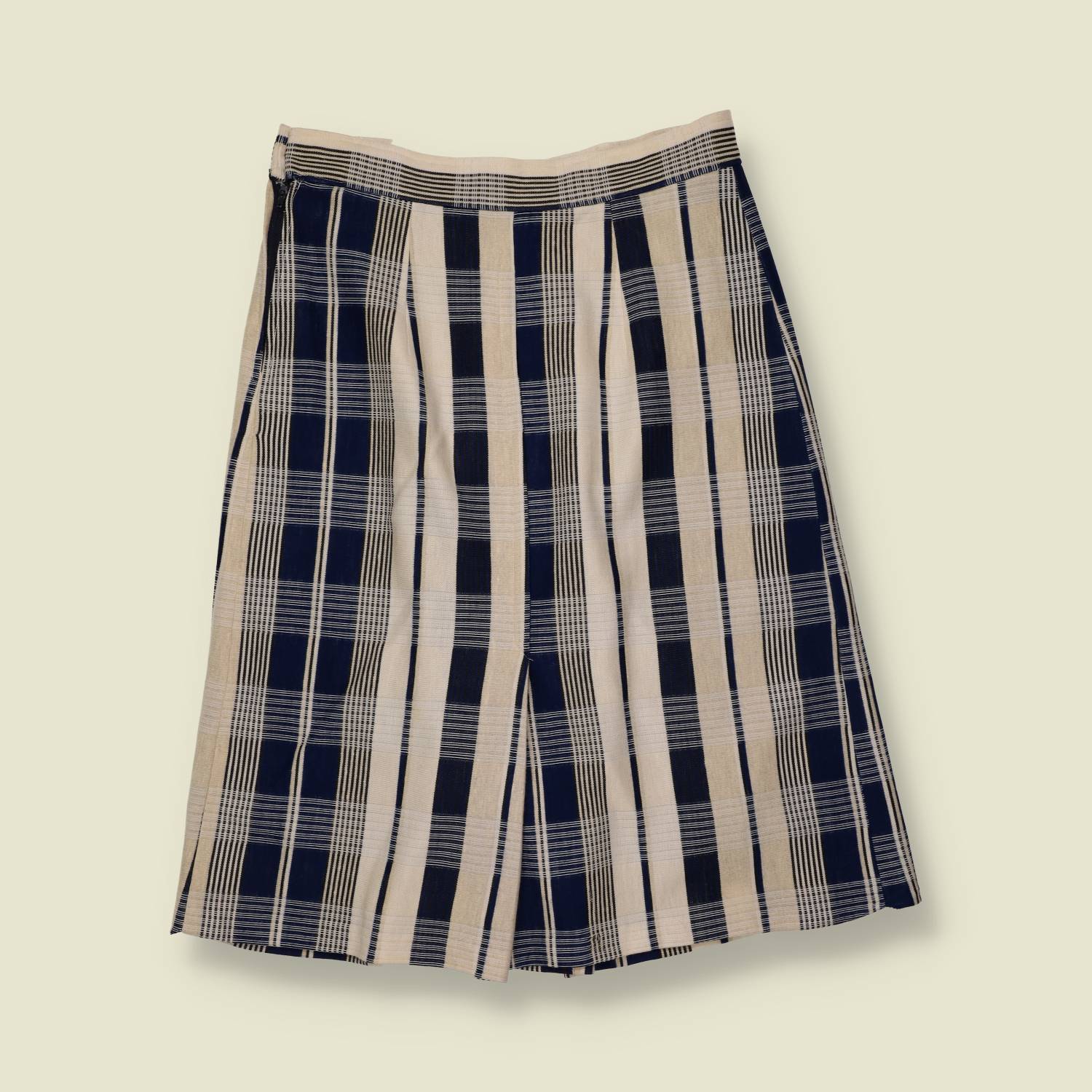 1970s | Check Print Skirt | Navy & Cream - w30