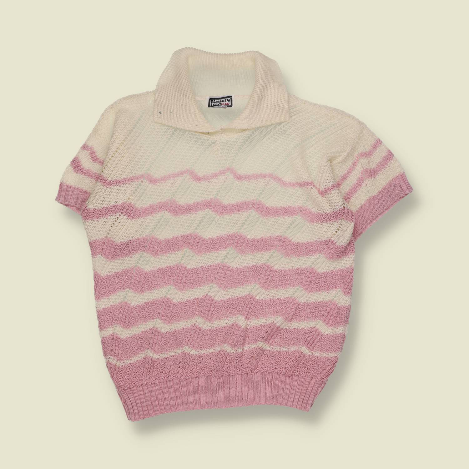 1970s | Zigzag Knit Polo | Pink & Cream - 8