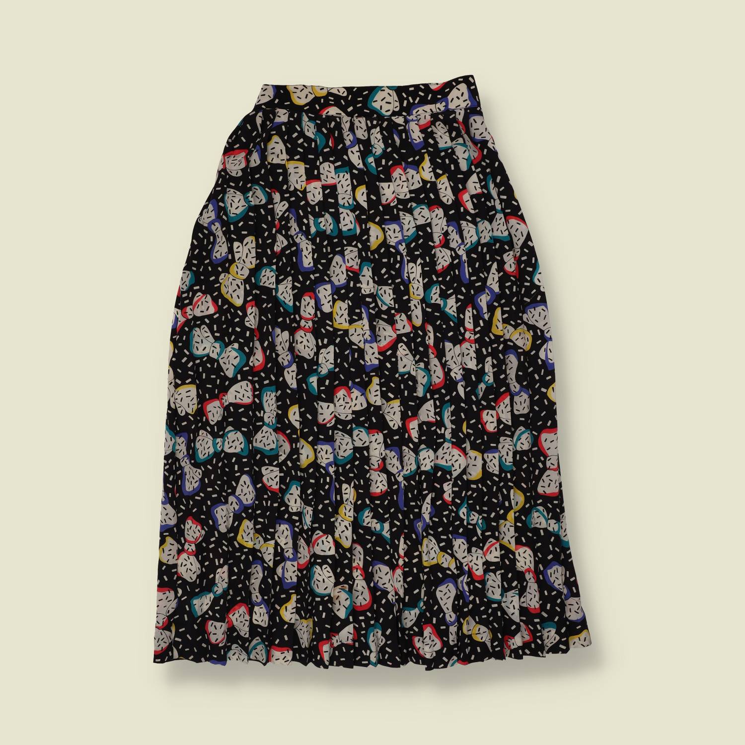 1980s | Claus | Novelty Print Pleated Skirt | Black - w26