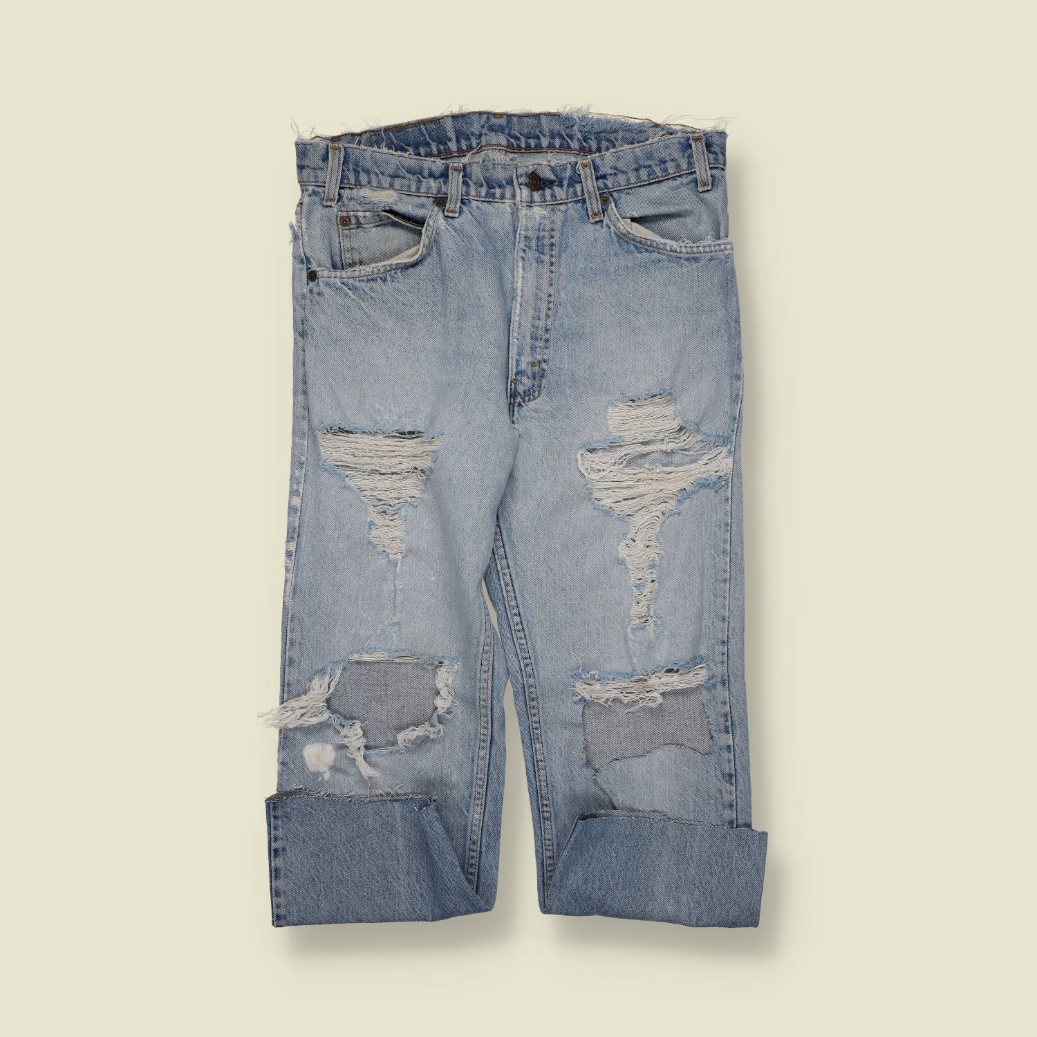 1970s–80s | Levi’s Orange Tab | Made in USA – Distressed Light Wash - w32