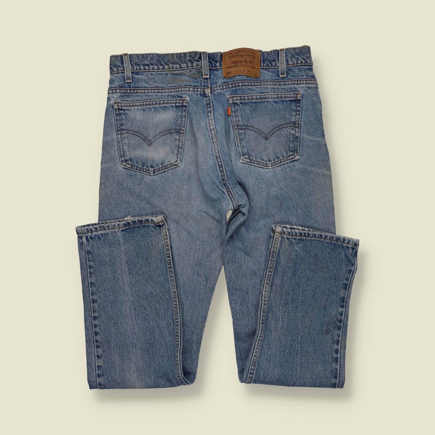 1980s | Levi’s Orange Tab 505 | Made in USA – Mid Wash - w32