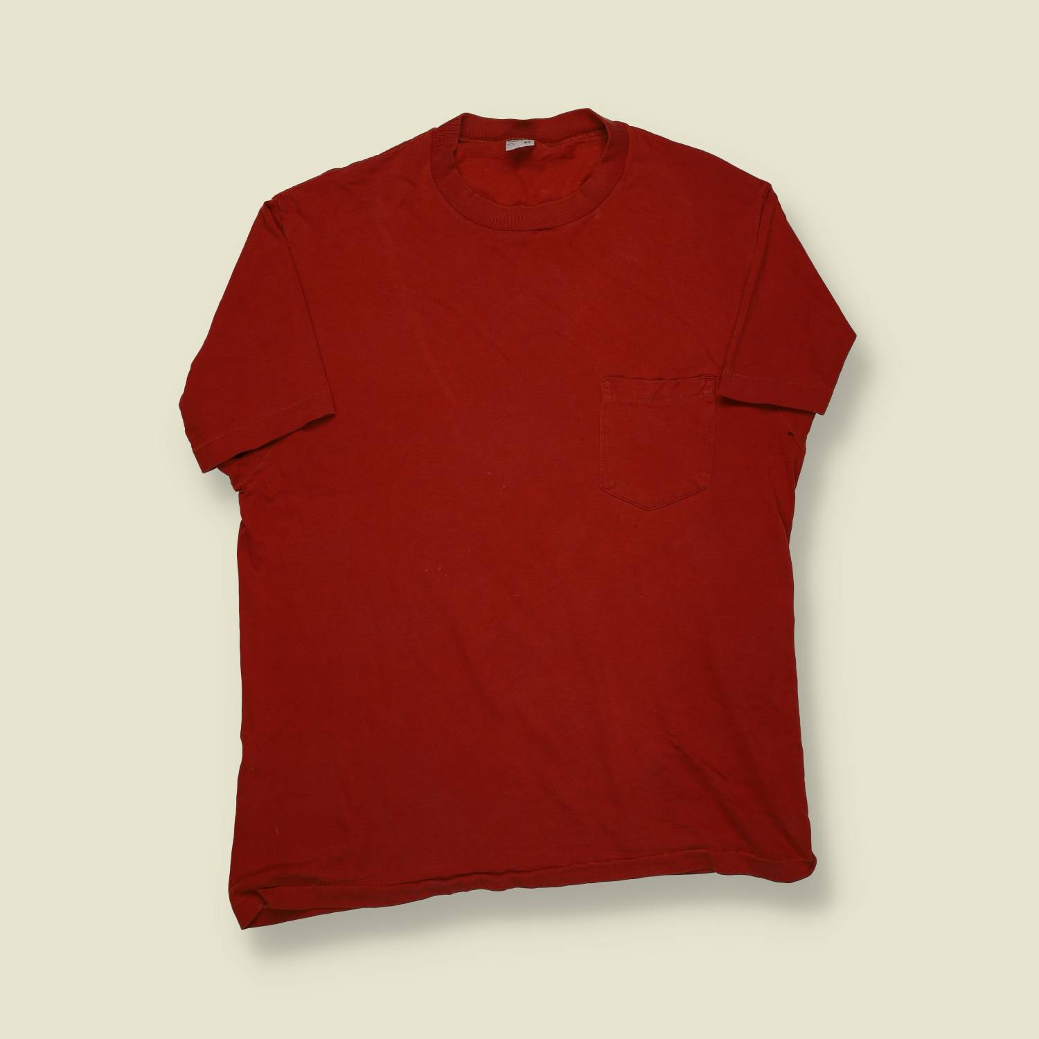 1980s | Plain Pocket T-Shirt – Brick Red - M