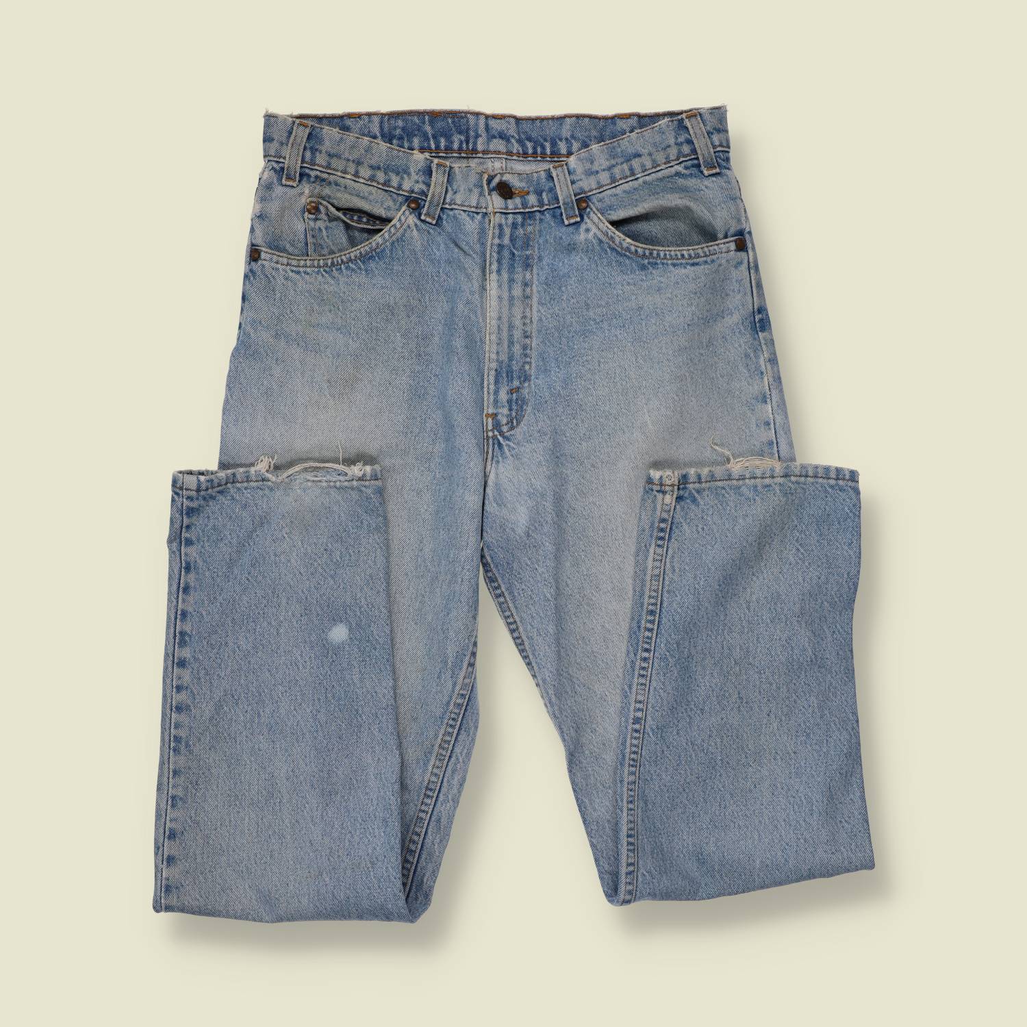 1980s-90s | Levi's | Light-Wash Blue 540 Relaxed Fit Jeans - w30