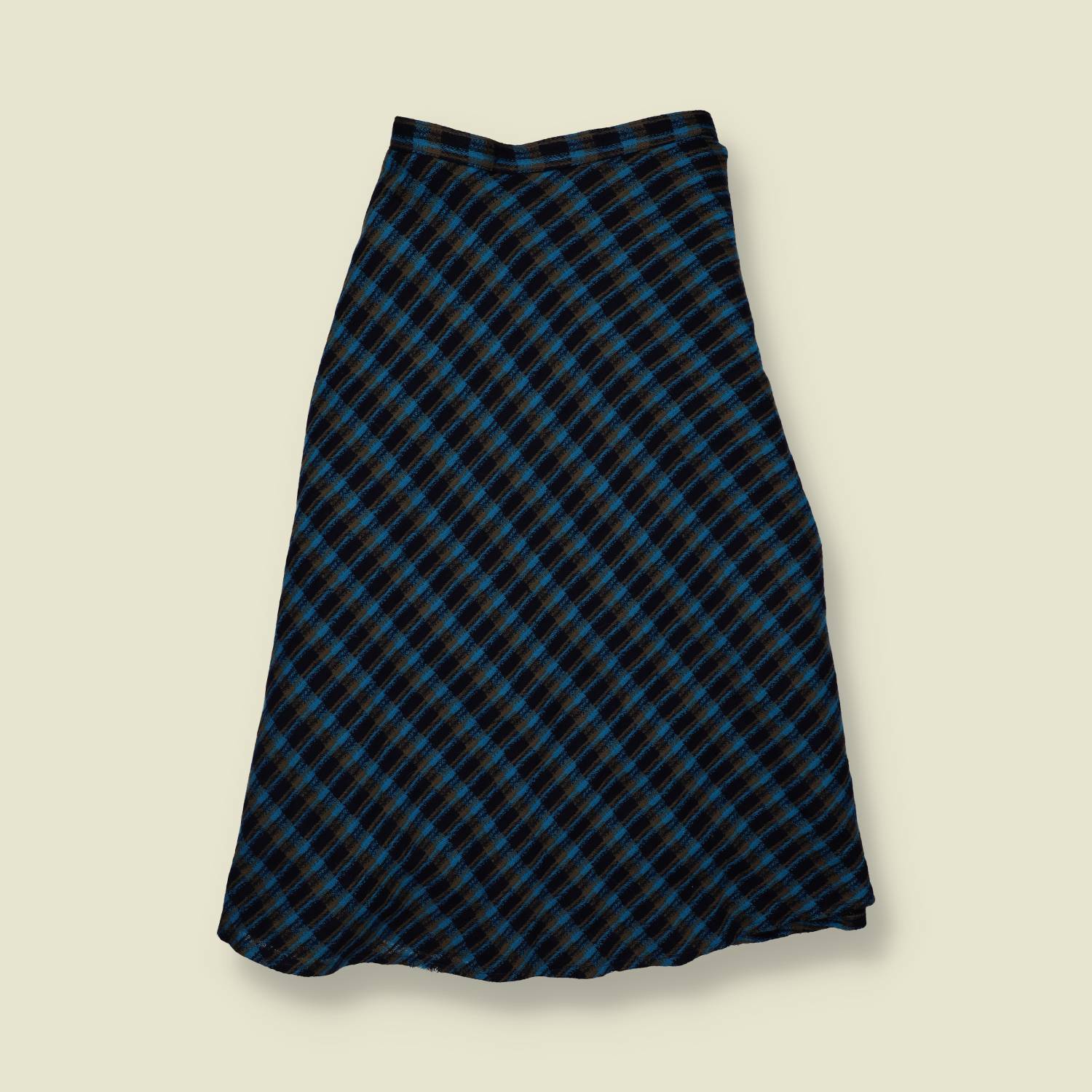 1970s | Blue & Black Plaid Wool Blend A-Line Midi Skirt - w28