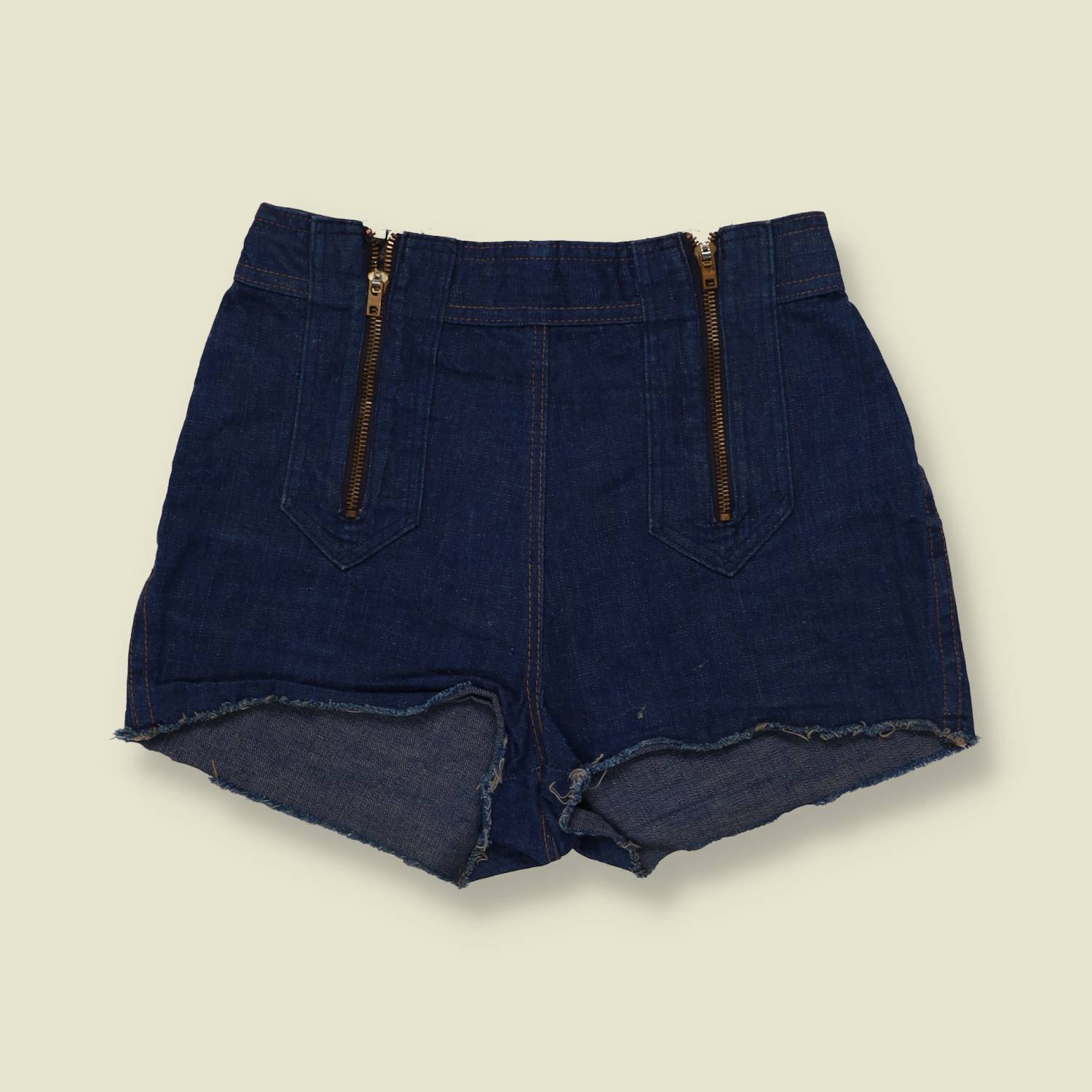 1970s | Cut Off Denim Shorts | Indigo - w29