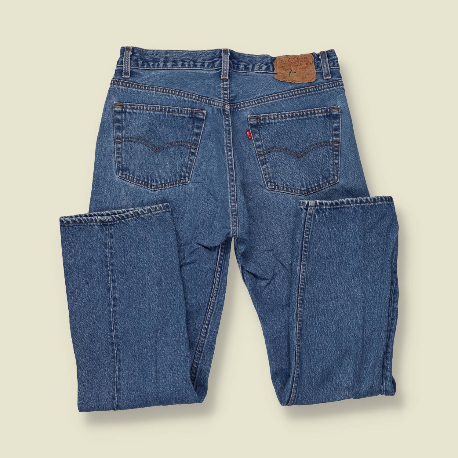 1990s | Levi's 501 | Made in USA | Blue Wash Jeans - w32