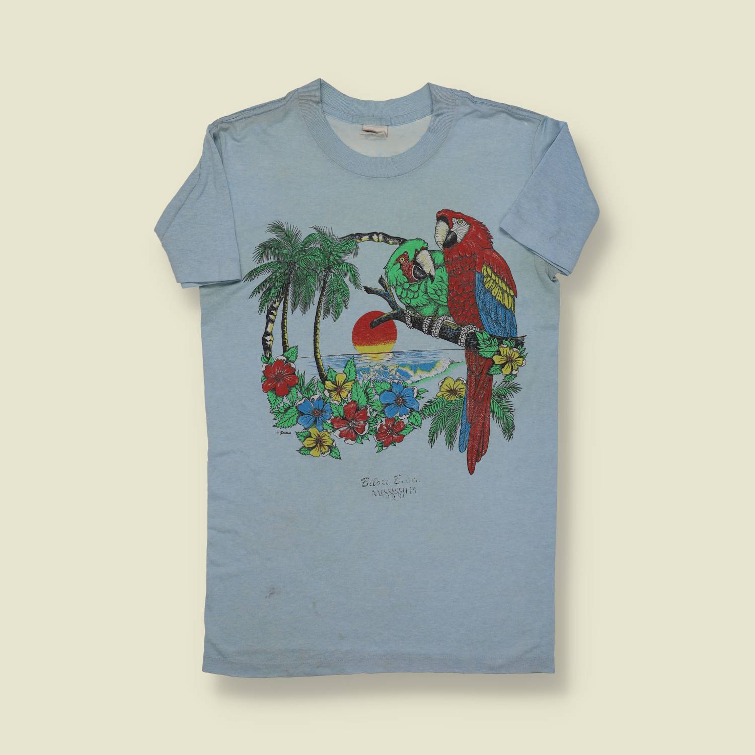 1970s | The 50s | Tropical Parrot Graphic Tee – Sky Blue - XS