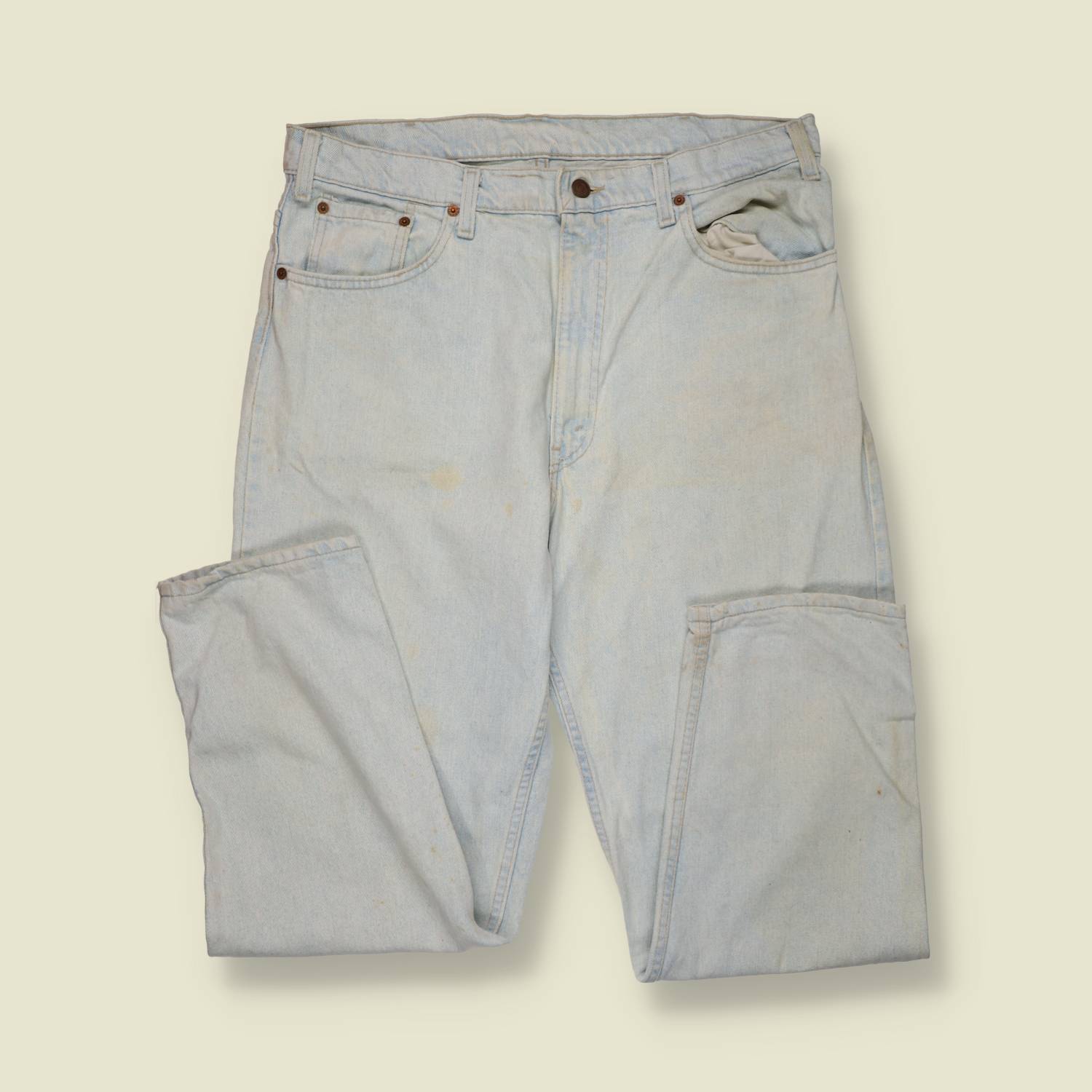 1980s–1990s | Levi’s | 550 Jeans | Light Wash | Made In USA – w36