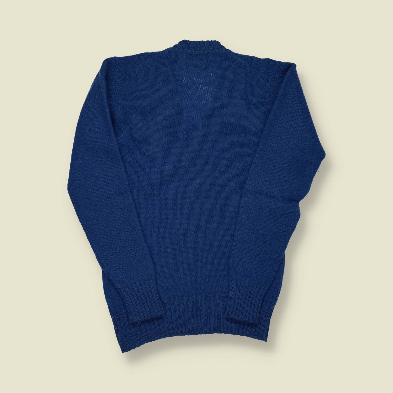 1970s | Shetland | Cable Knit Wool V-Neck – Royal Blue - S