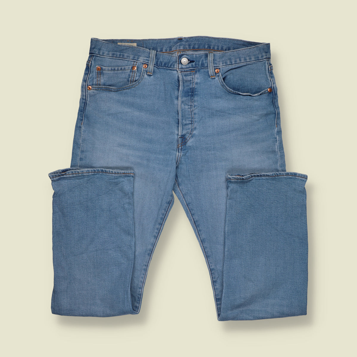2000s | Levi's 501 Denim Jeans | Light Blue - W35