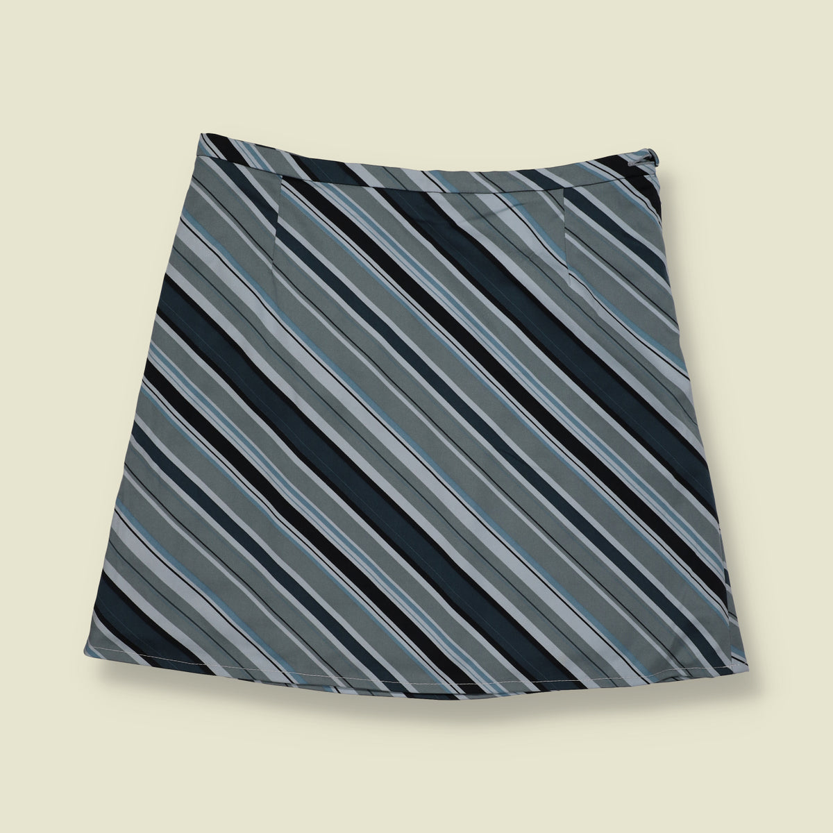 1970s | Grey & Blue Diagonal Stripe A-Line Skirt - W30