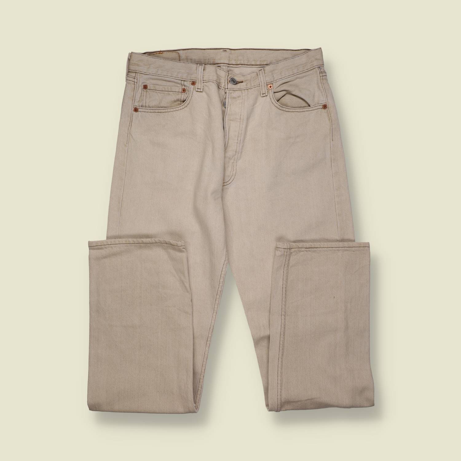 1980s–1990s | Levi’s 501 | Made in USA | Original Denim Jeans | Warm Stone – w32