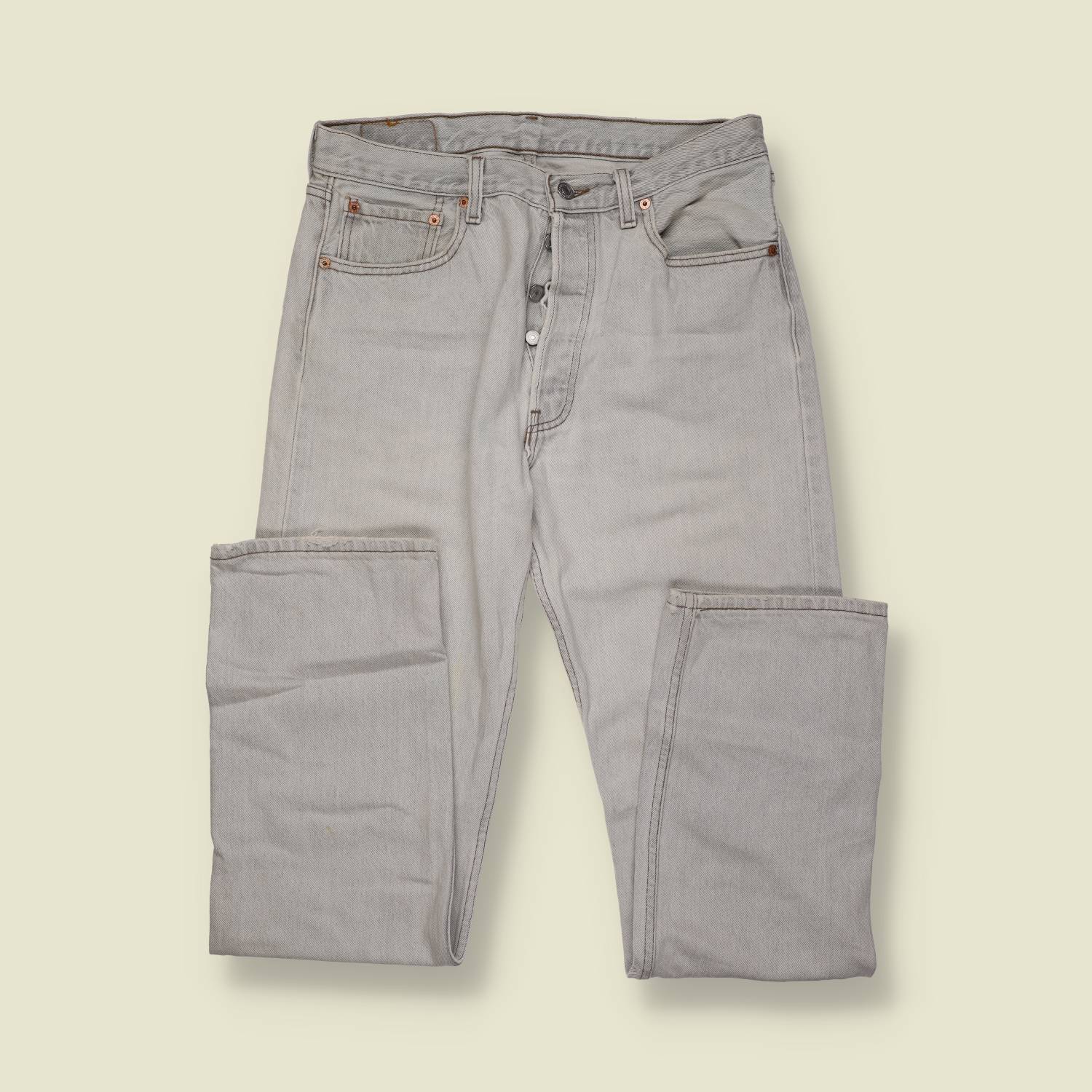 1980s–1990s | Levi’s 501 | Made in USA | Original Denim Jeans | Pale Grey – w32