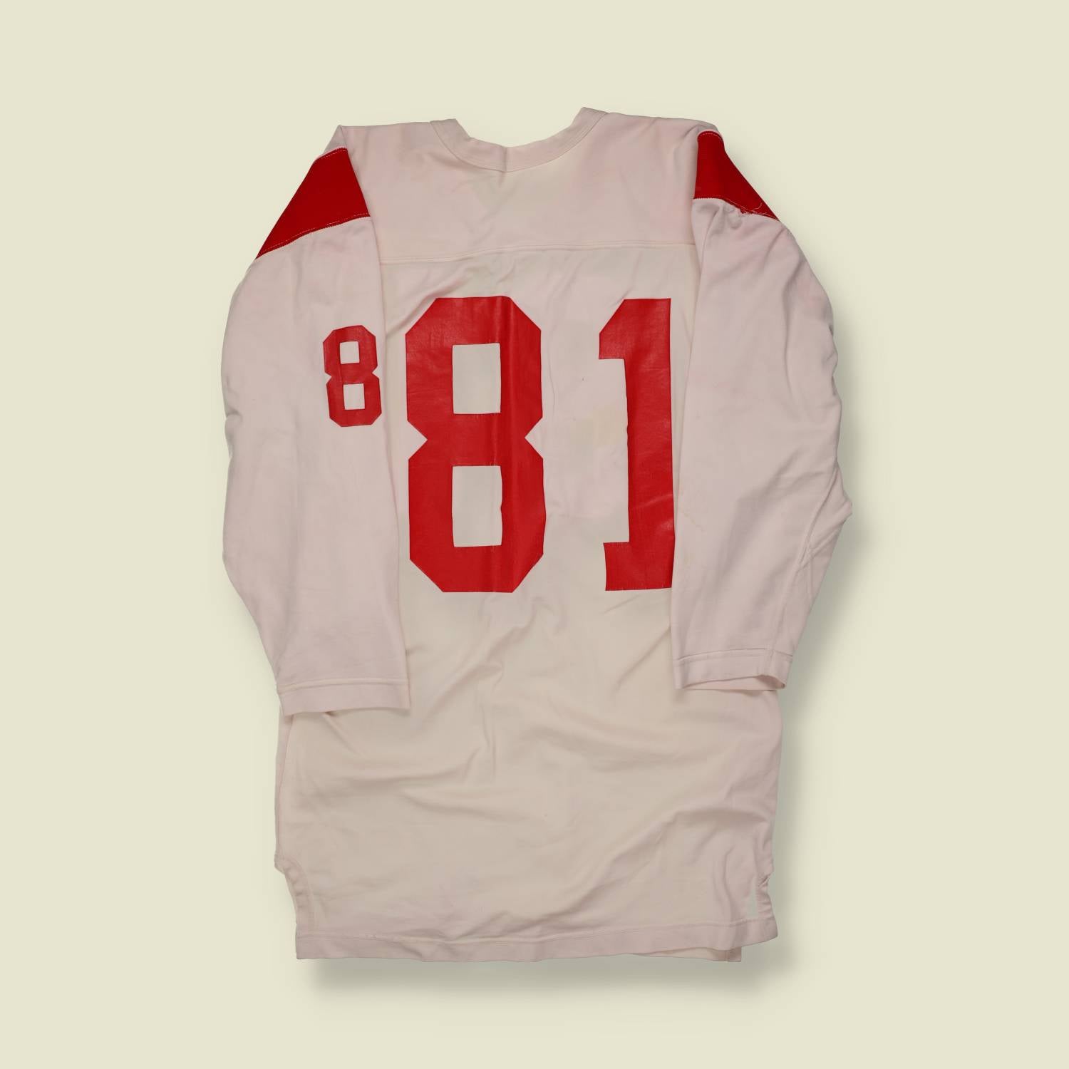 1960s | Unbranded | White & Red American Football Jersey – No. 81 - S