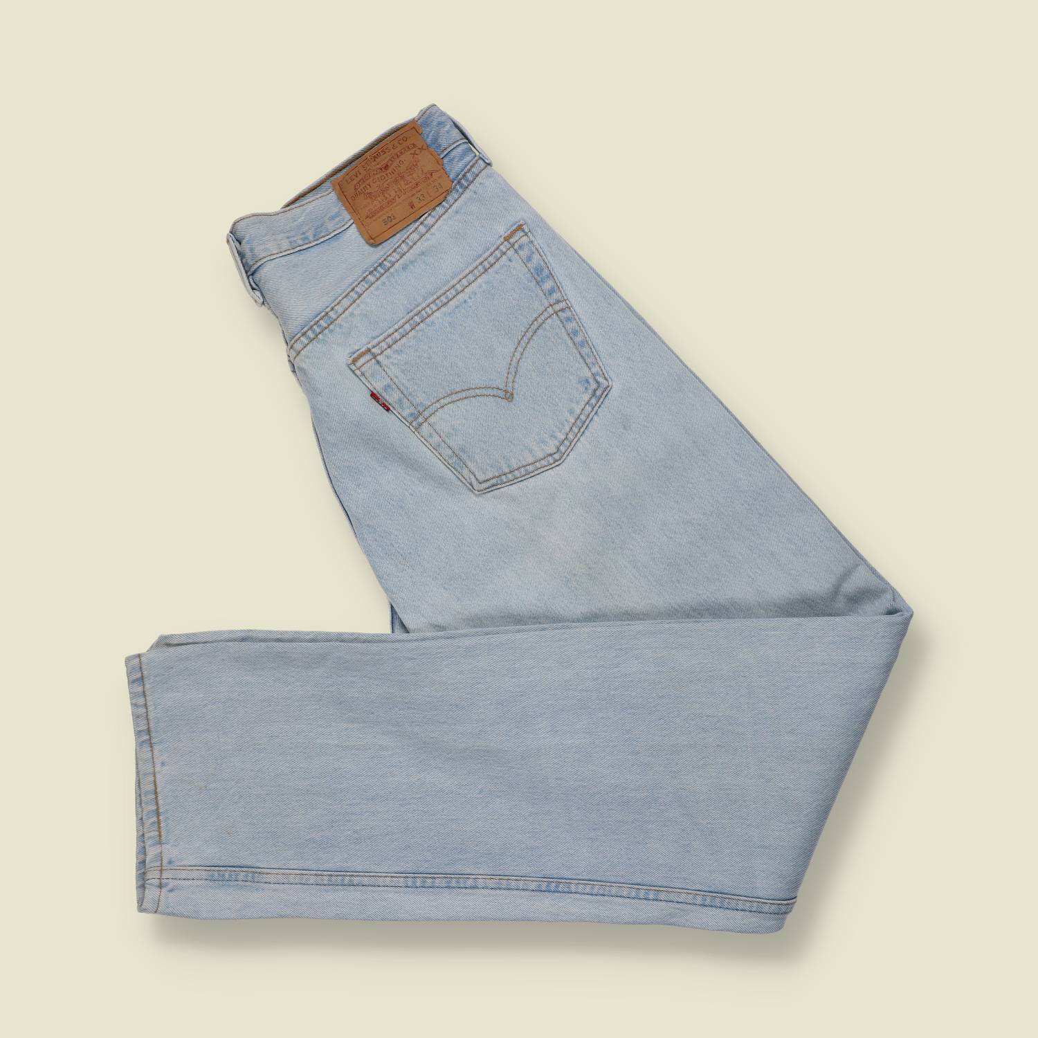 1980s–1990s | Levi’s | 501 Jeans | Light Wash Blue | Made In USA - w32
