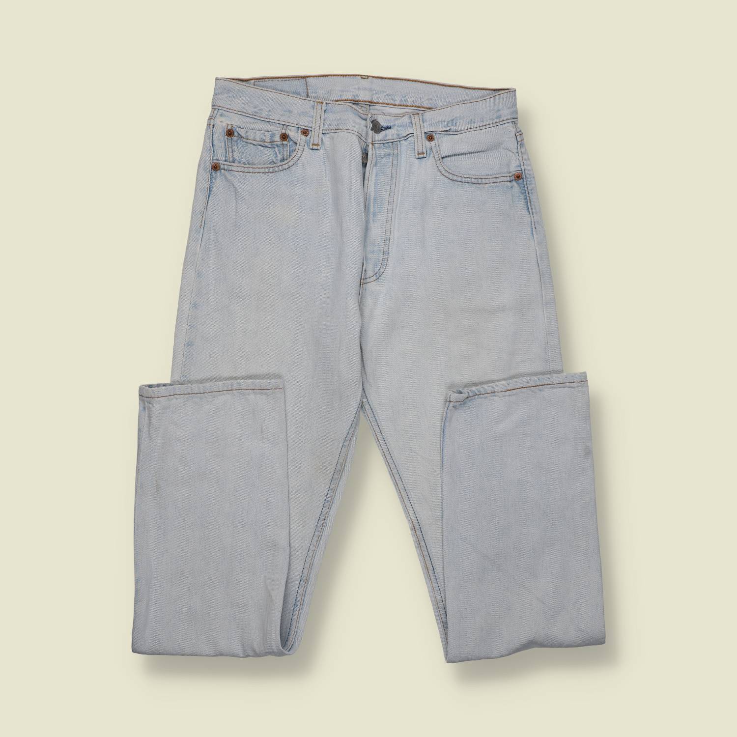 1980s–1990s | Levi’s | 501 Jeans | Light Blue Wash | Made In USA - w30