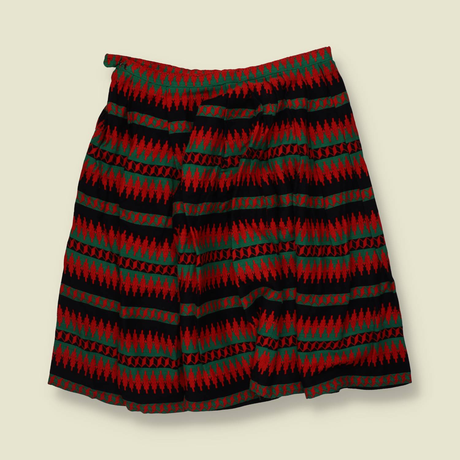 1970s | Quarter Circle Skirt | Red & Green - w30