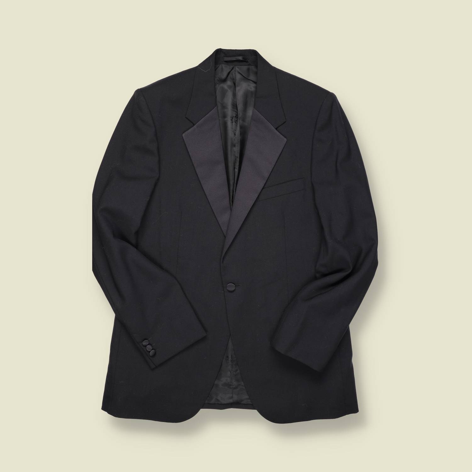 1990s | Burberry | Black Tuxedo – Satin Peak Lapel - M