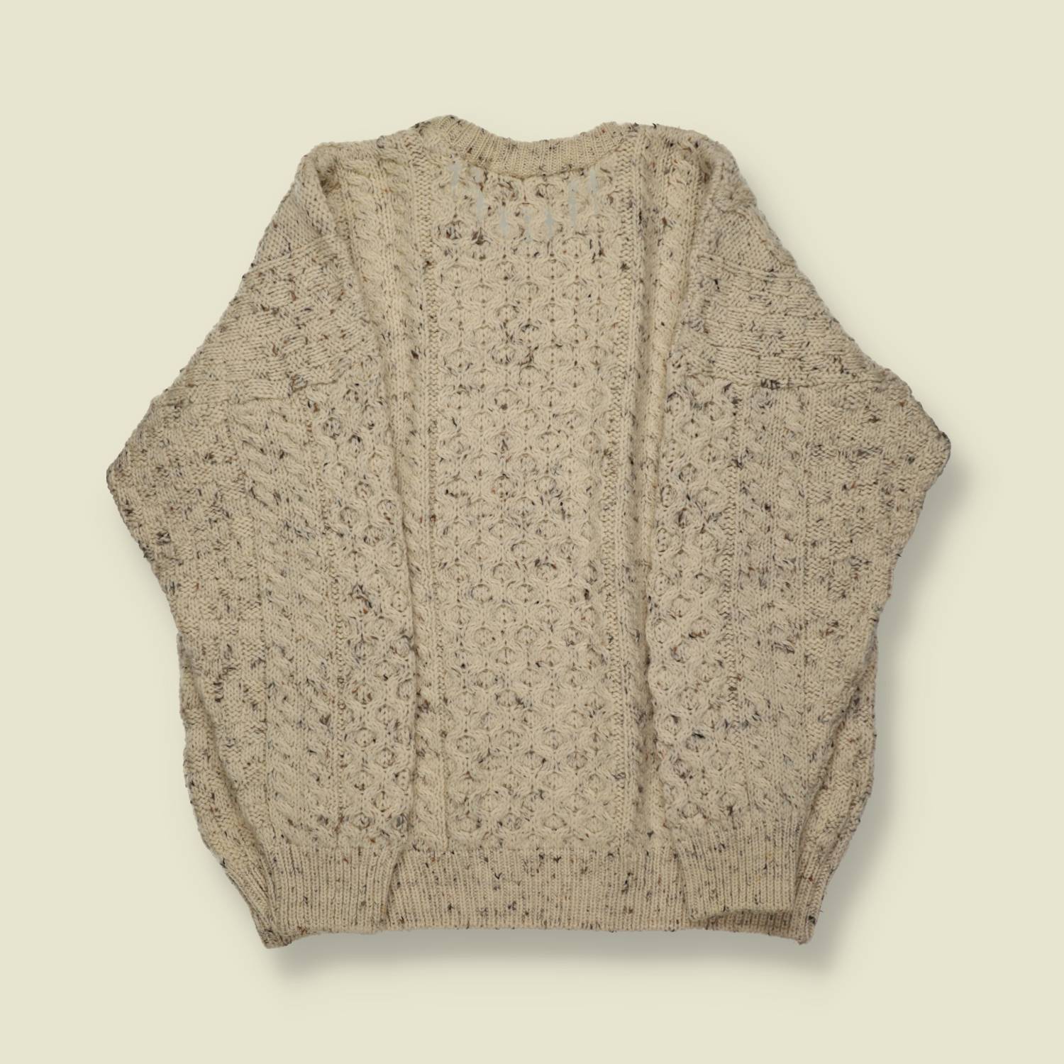 1970s-80s | Irish Homecraft Hand-Knit Donegal-Fleck Aran Jumper – Oatmeal Nep - L