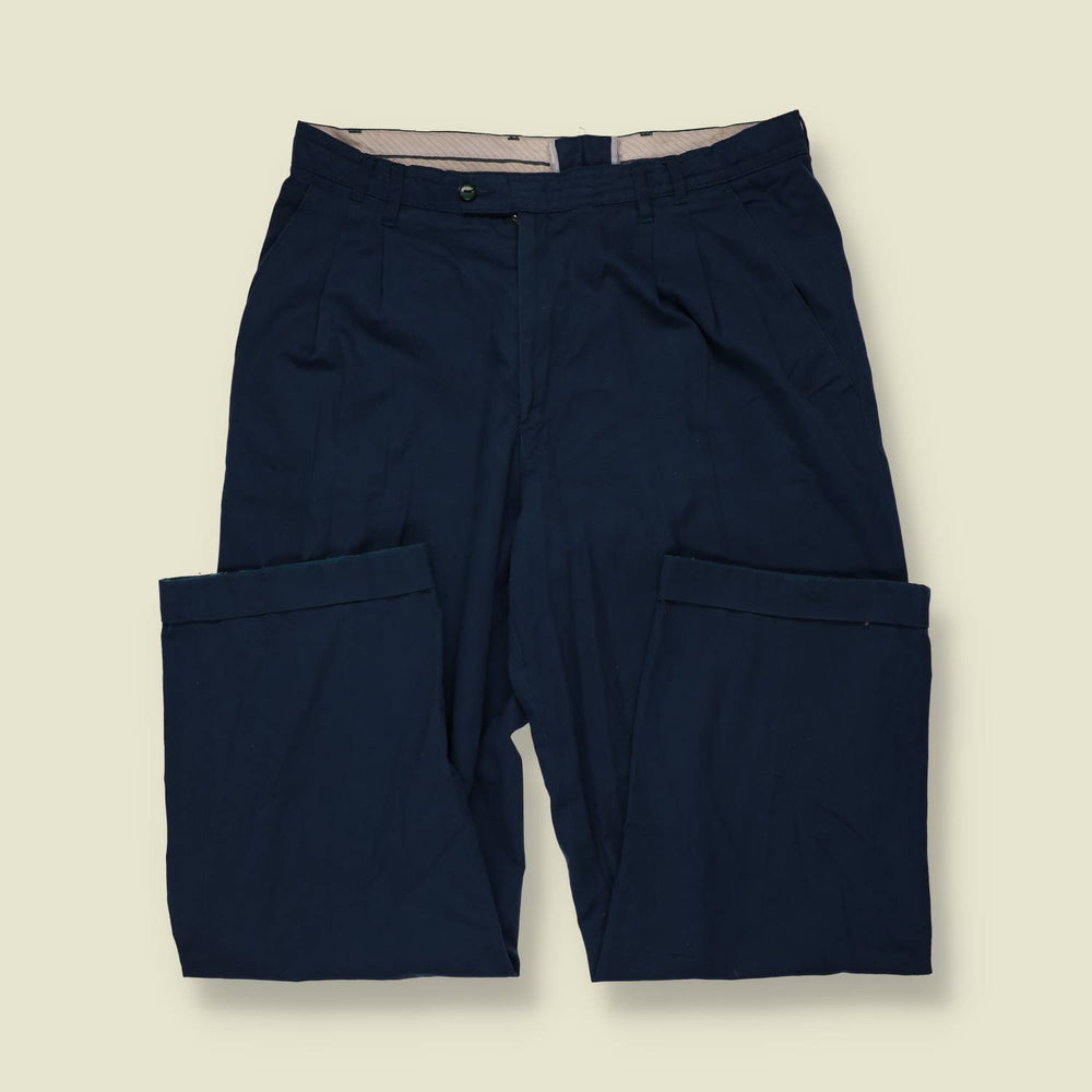 1980s | Navy Lightweight Pleated Poly-Cotton Trousers - w32