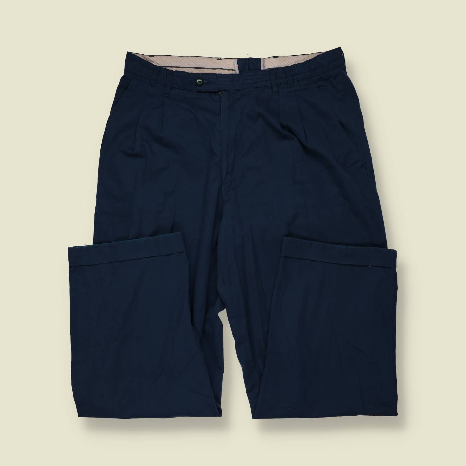 1980s | Navy Lightweight Pleated Poly-Cotton Trousers - w32