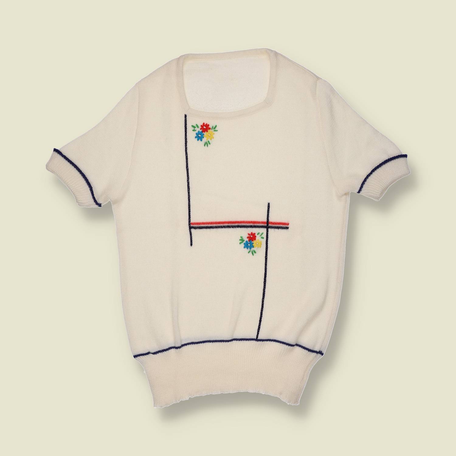 1970s | Embroidered Knit Top | Cream - 6