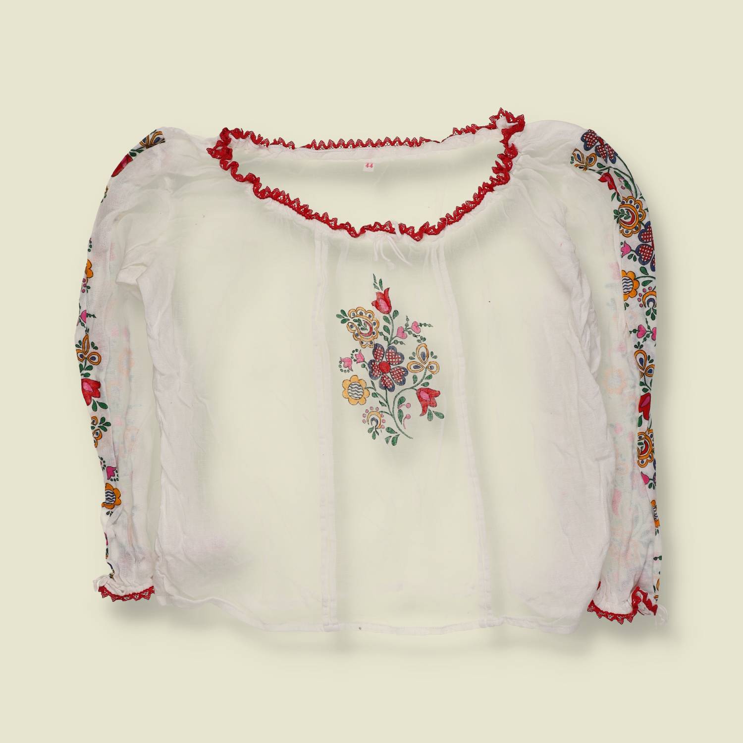 1970s | Printed Folk Blouse | White Multi - 10