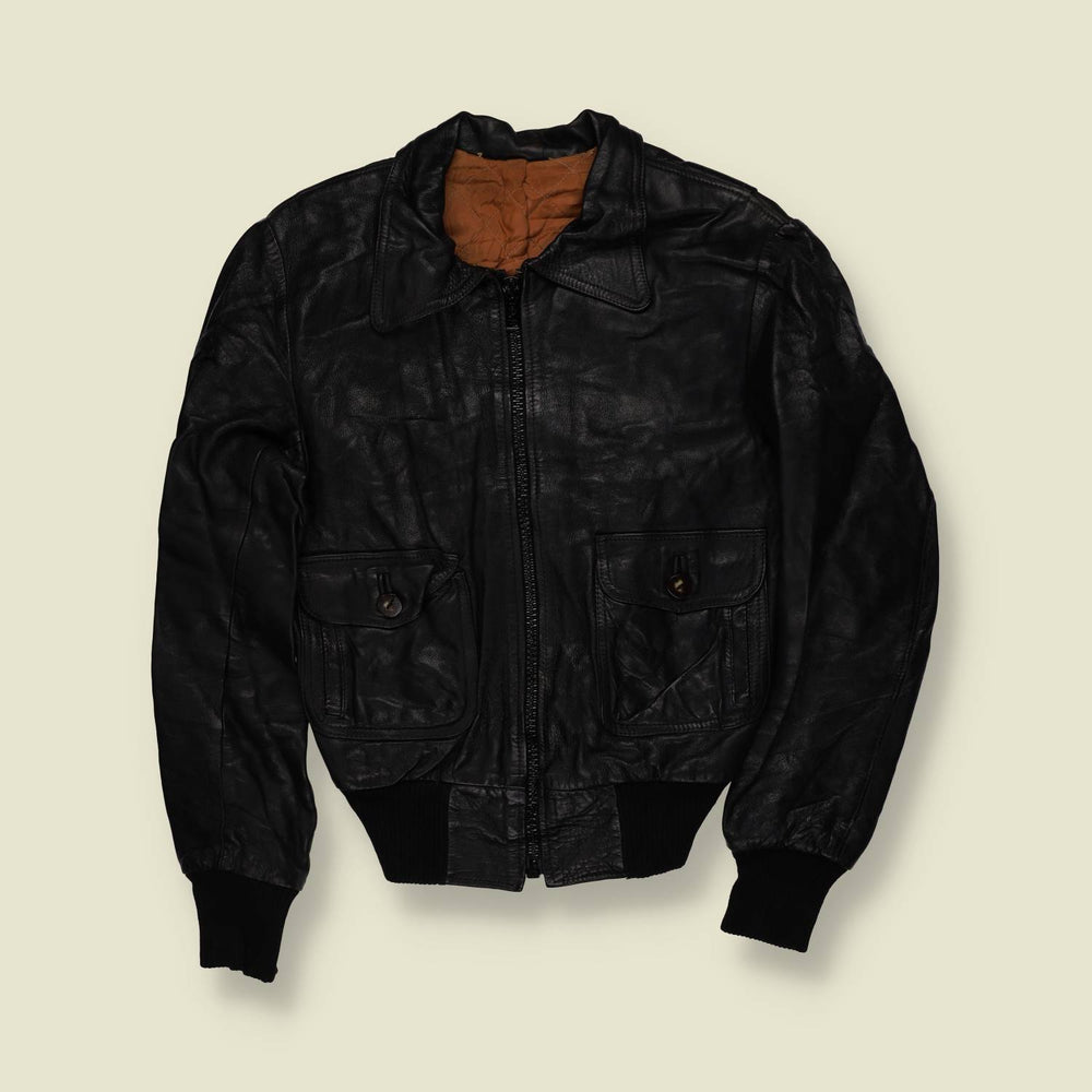 1970s | Black Leather Bomber Jacket With Utility Pockets - 10