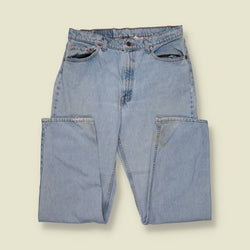 1990s | Levi’s | 550 Made in USA Jeans | Light Wash Blue - 34"