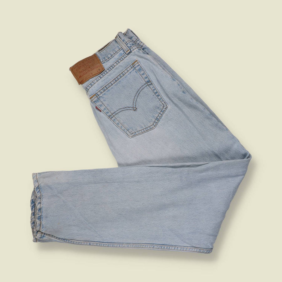 1990s | Levi’s | 560 Made in USA Jeans | Light Wash Blue - 32"