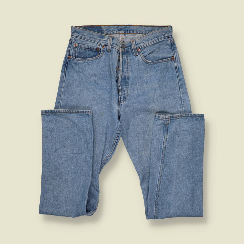 1980s | Levi's 501 | Made in USA | Jeans | Light Blue Wash - w30