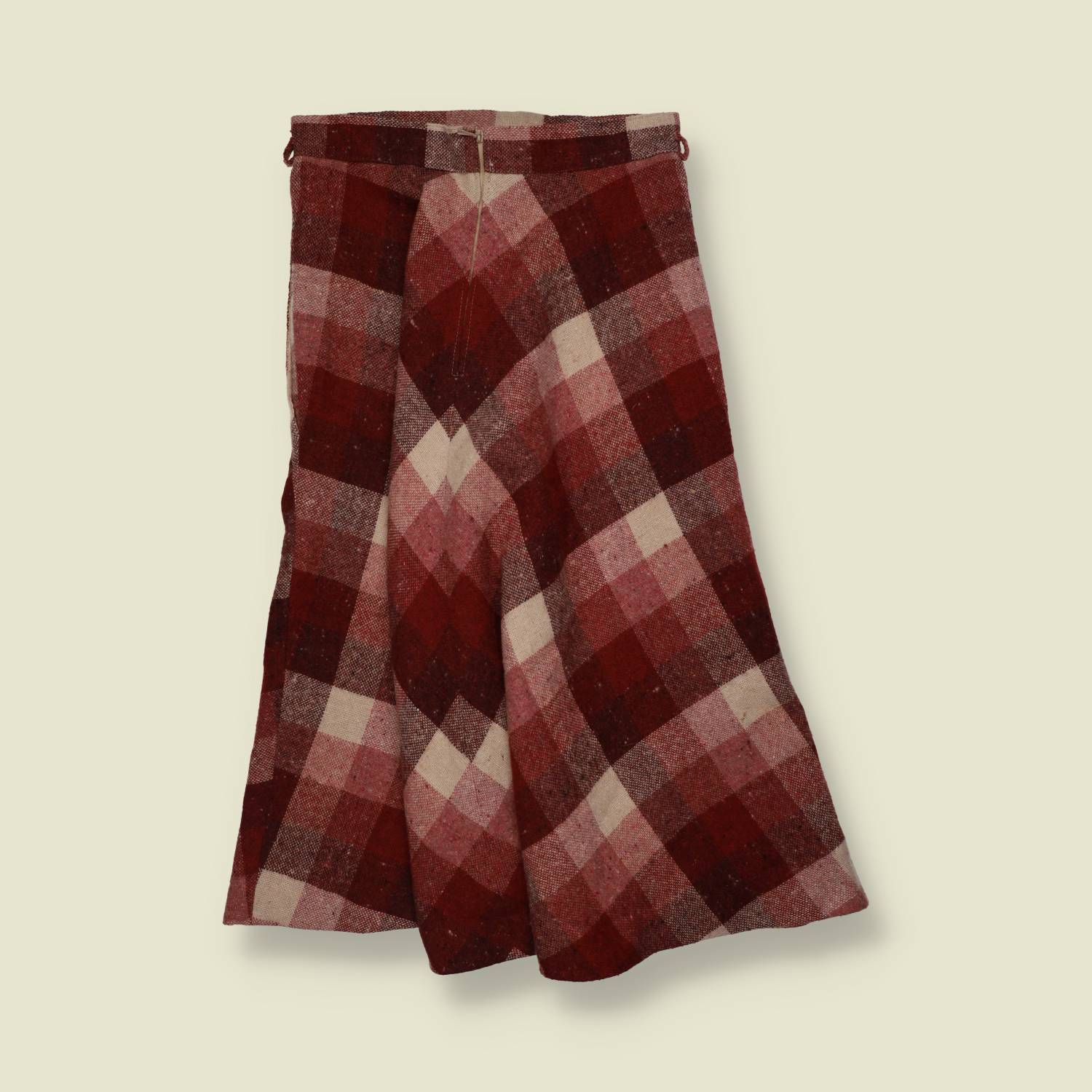 1970s | Wool Blend Half Circle Skirt | Red Check - w28