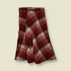 1970s | Wool Blend Half Circle Skirt | Red Check - w28