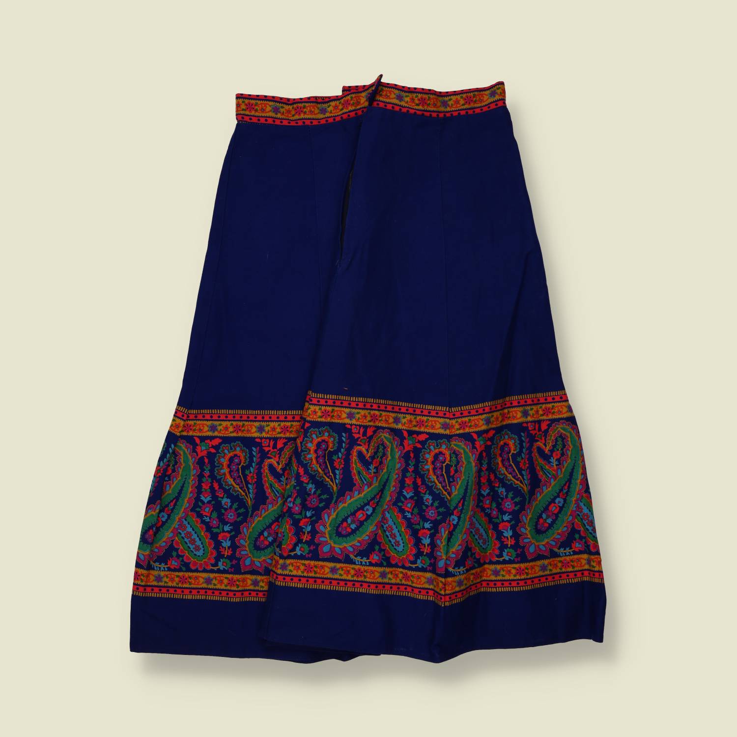 1970s | Paisley Border Print Skirt | Navy - w28