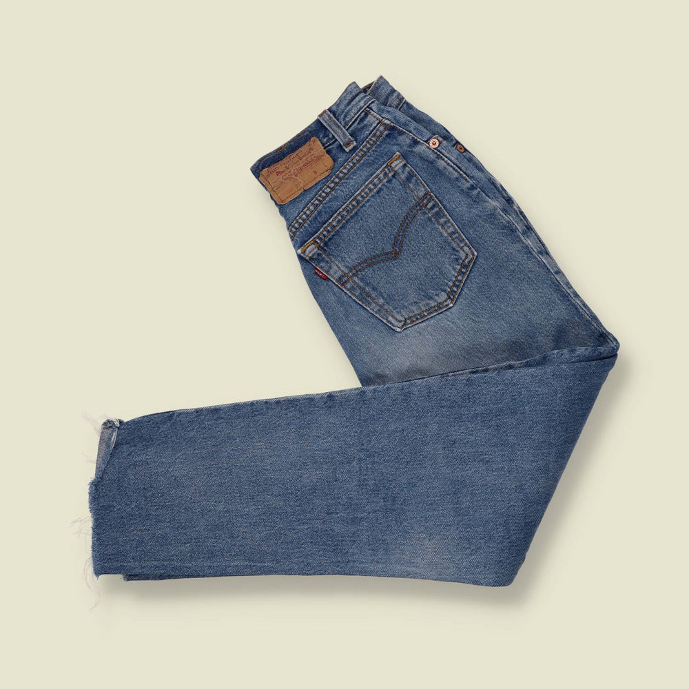 1980s | Levi's 501 | Cut Off Denim Jeans | Blue - w26