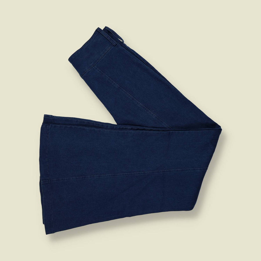 2000s | Does 1970s Bell Bottom Jeans | Blue - w26