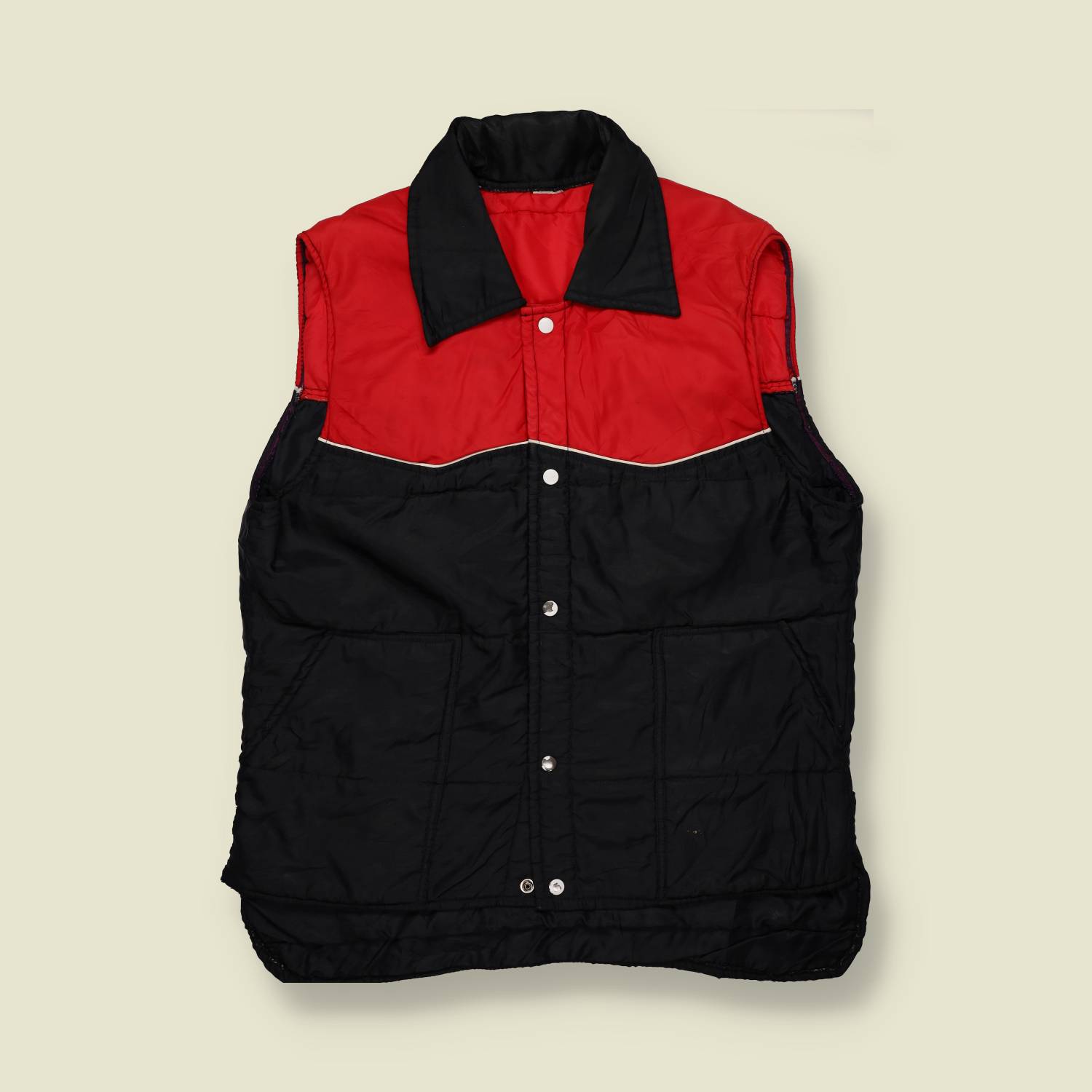 1970s–80s | Western Nylon Puffer Vest – Red & Black - L/XL
