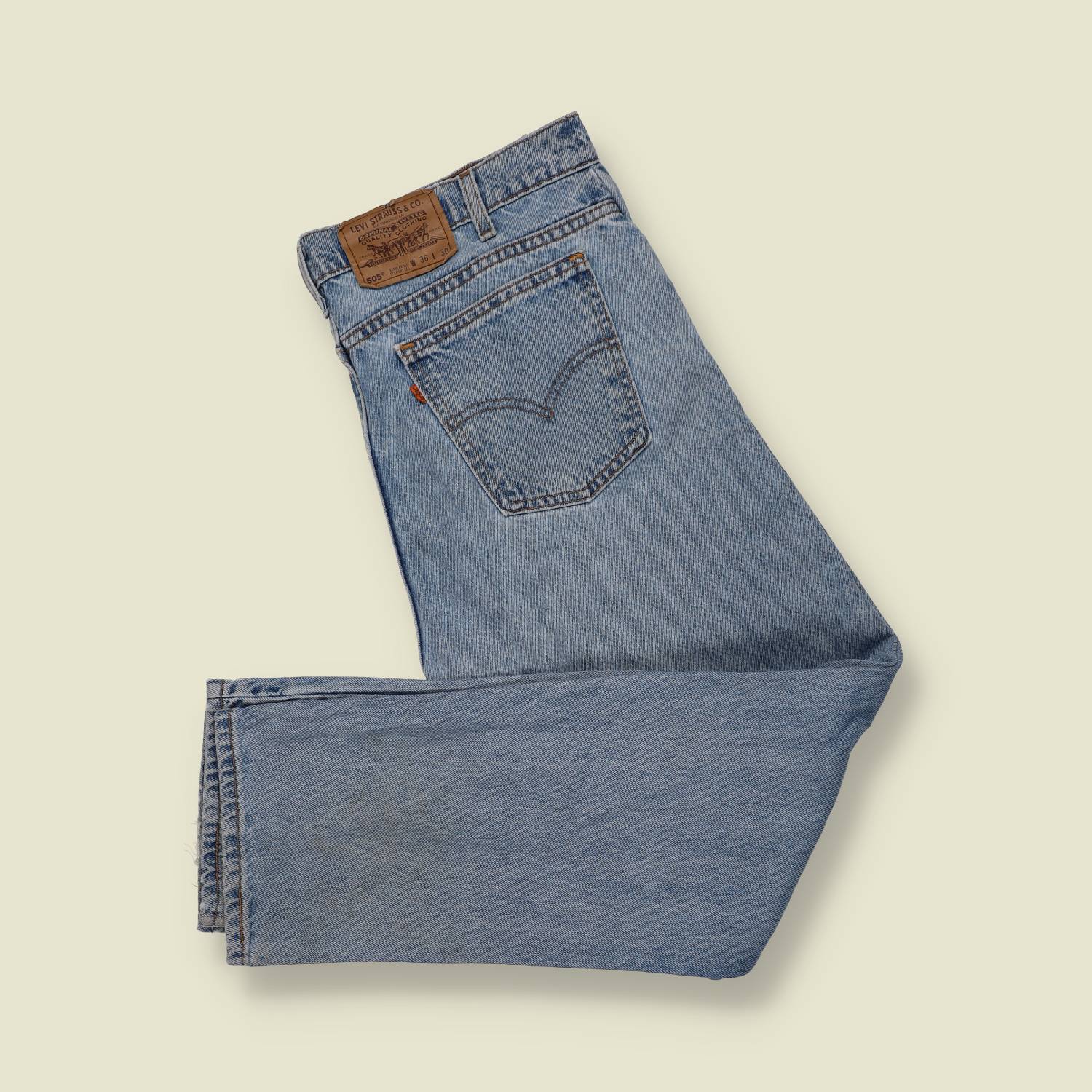 1980s | Levi’s Orange Tab 505 | Made in USA – Light Wash - w36