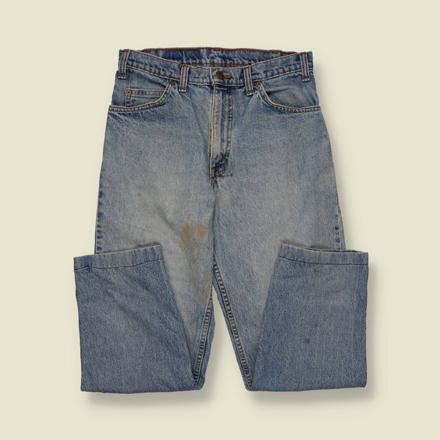 1990s | Levi’s Orange Tab 550 | Made in USA – Light Wash - w26