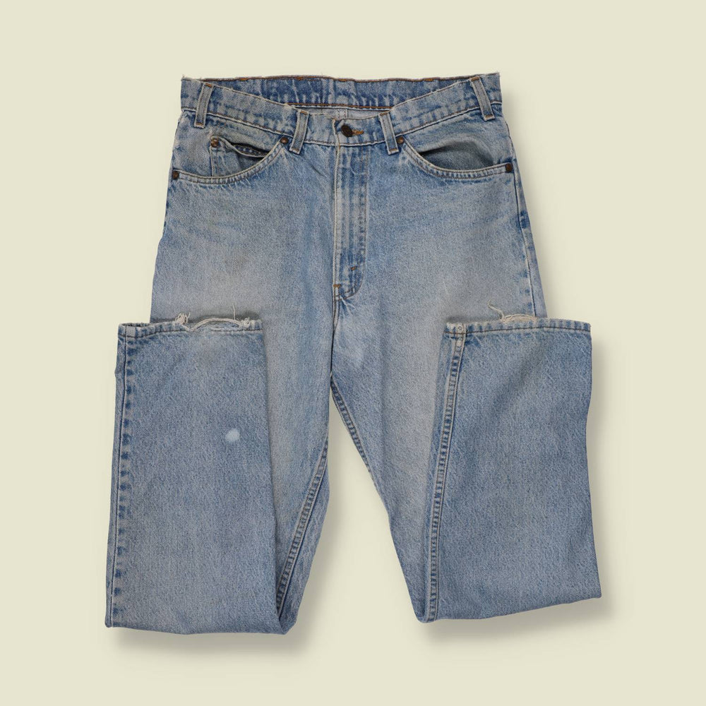 1980s-90s | Levi's | Light-Wash Blue 540 Relaxed Fit Jeans - w30
